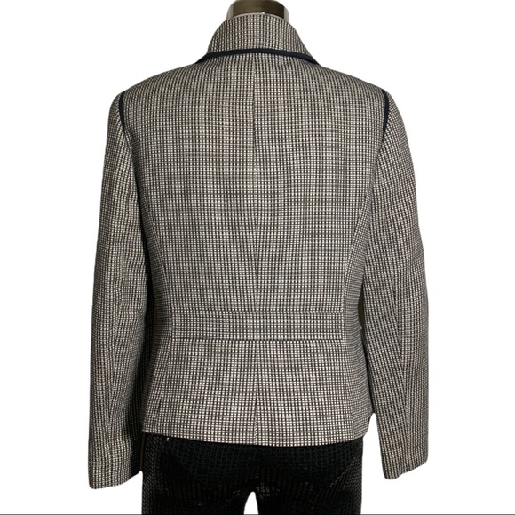 Ann Taylor Loft Petites Plaid black and white Coat - Picture 6 of 12